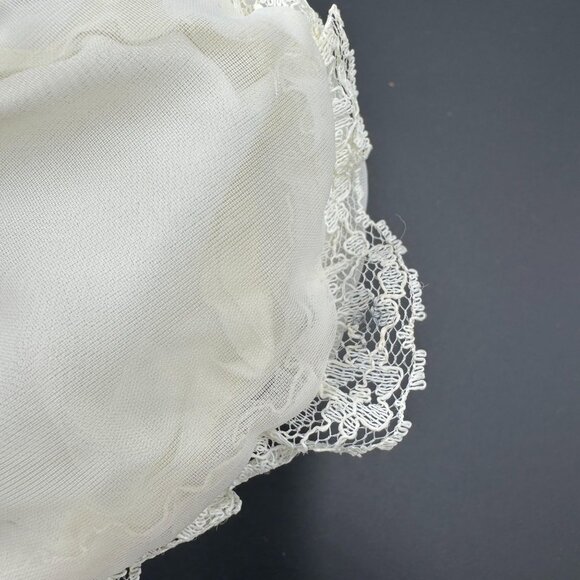 Vintage Frilly Baby Bonnet Lace Ruffle Infant Christening Hat Heirloom - Picture 13 of 16